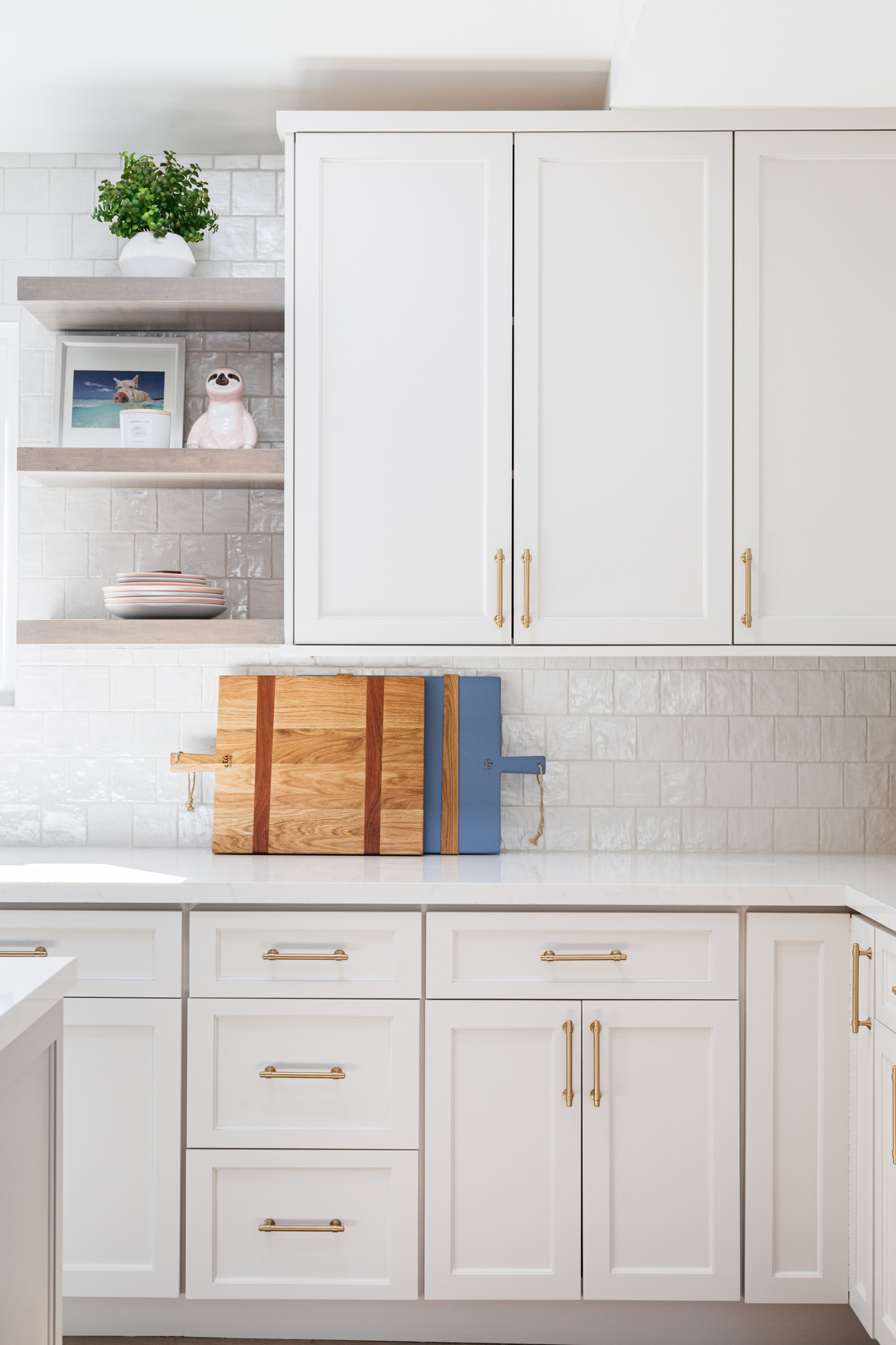 Kitchen storage cabinets with white color effect