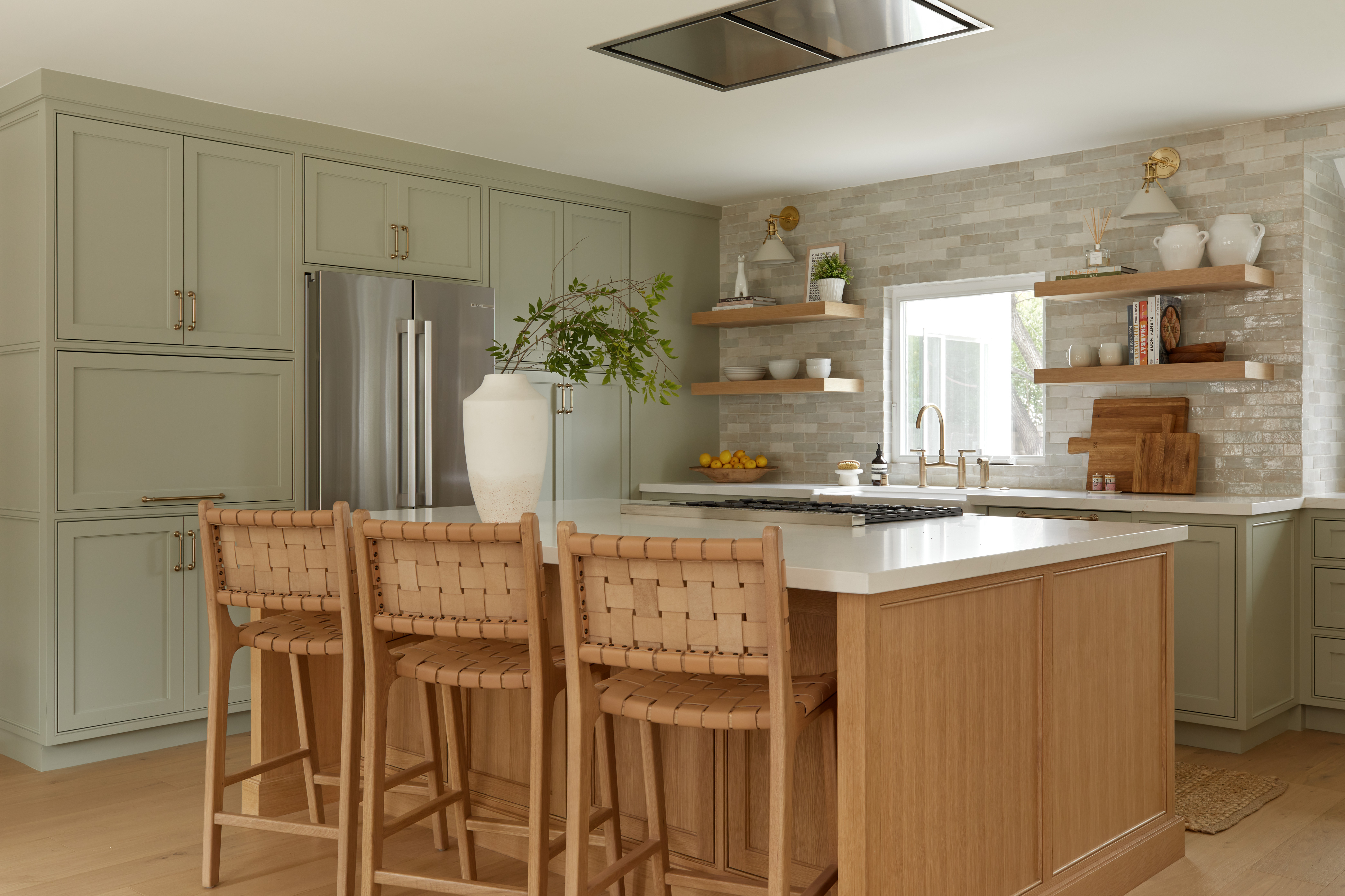 Things Interior Designers Wish You’d Stop Doing 
